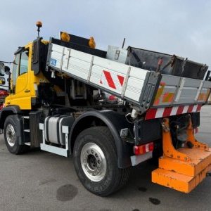 foto 4x4 Unimog Kipper