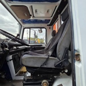 foto 4x4 UNIMOG wywrotka+ 12m! HDS komunal 7.4t Mercedes